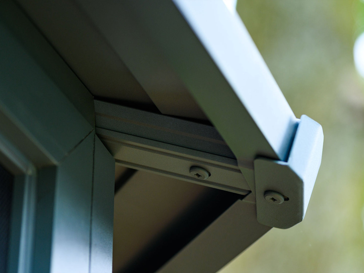 Gazebo Penguin Florence Freestanding Solarium - Sand/Slate- Metal/Polycarbonate Roof